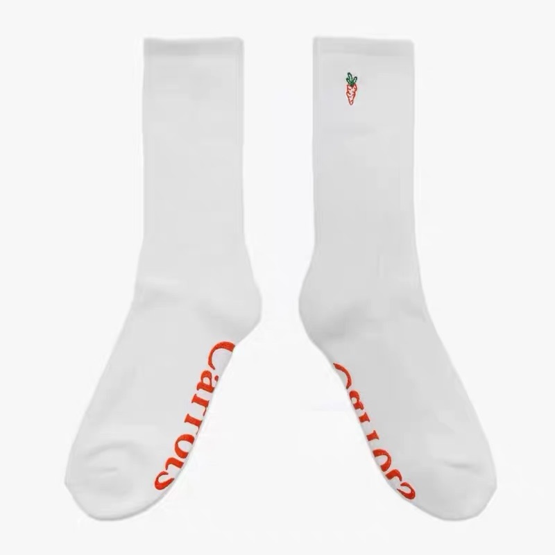 Tide Brand Carrots Luobu Ding Xuan Ya And Embroidery Stitching Wind Street Fashion Lovers Cotton Socks Wholesale